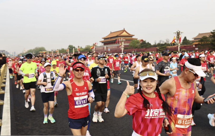 通过bsports官网获取更丰富的体育资讯